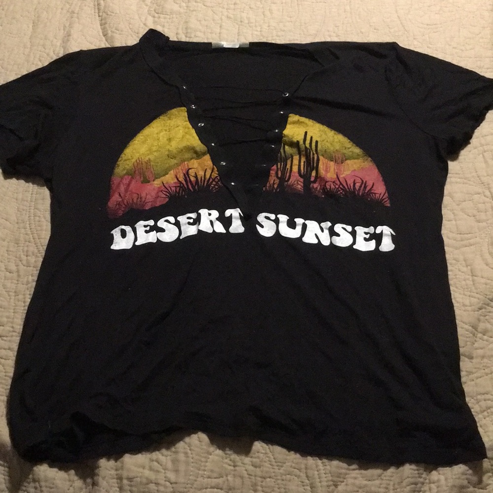 Plunge, lace-up graphic T-shirt